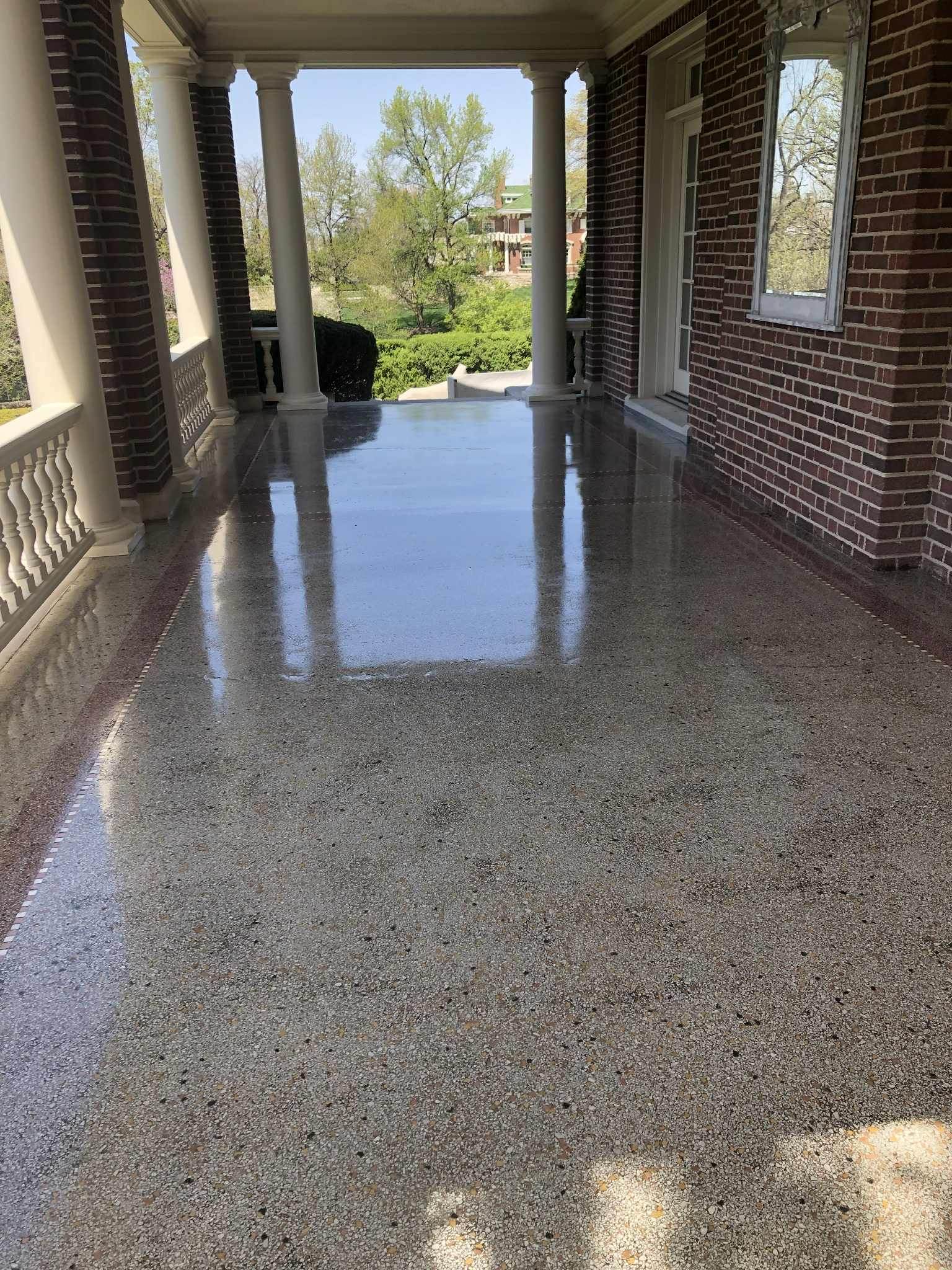 Commercial building terrazzo restoration